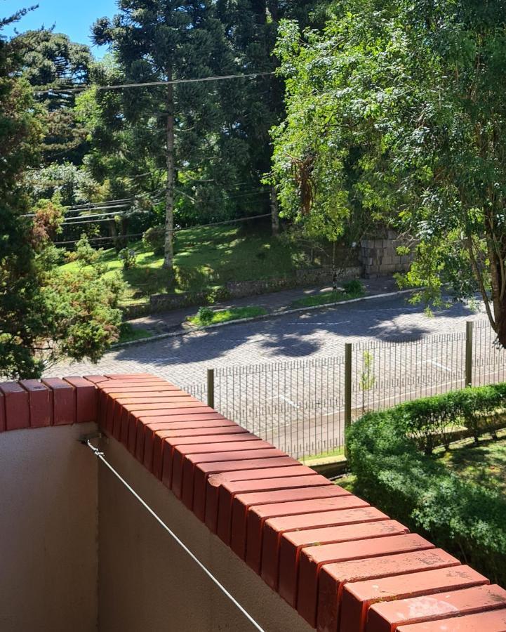 Apartment No Centro De Canela-200 M Da Catedral *